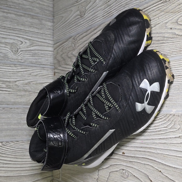 Under Armour Harper 3 Mid RM Baseball Cleats Black and White Kids 6 Youth - Picture 9 of 12